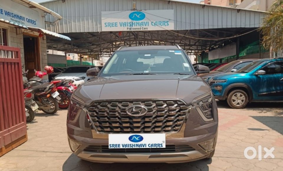 Hyundai Alcazar 2024 - Family Car