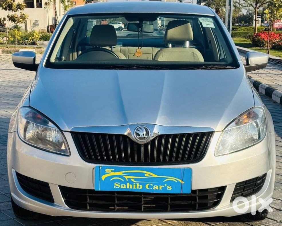 Urgent Sale - 2012 Skoda Rapid Petrol