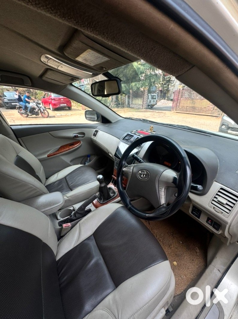 Toyota Corolla Altis 2017