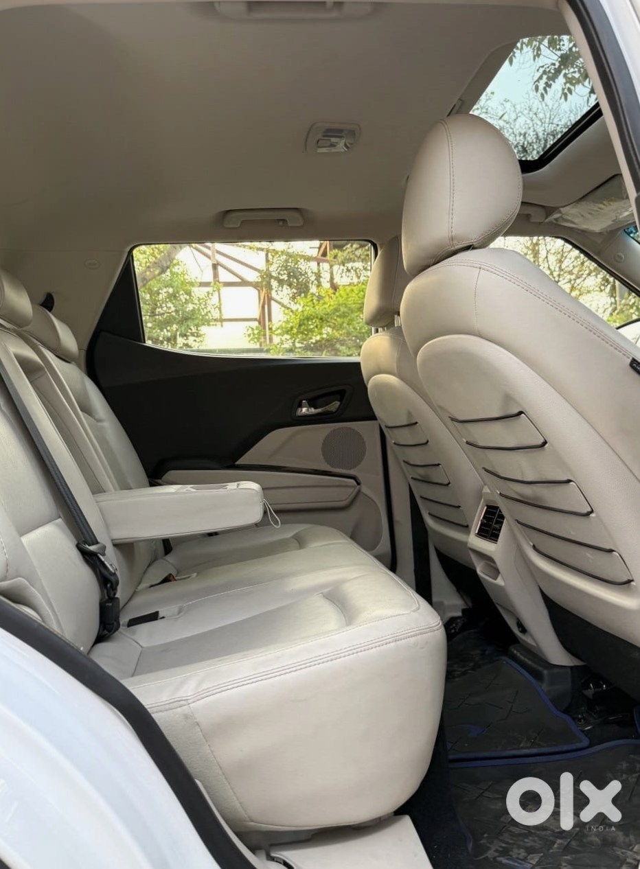 2024 Mahindra Xuv400 Ev