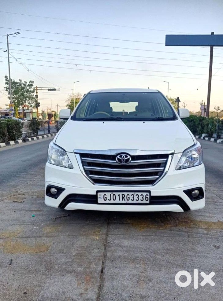 Toyota Camry 2025 - Barely Driven