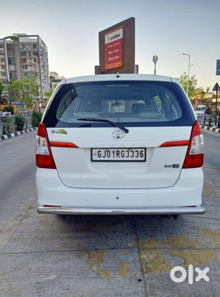 Toyota Camry 2025 - Barely Driven