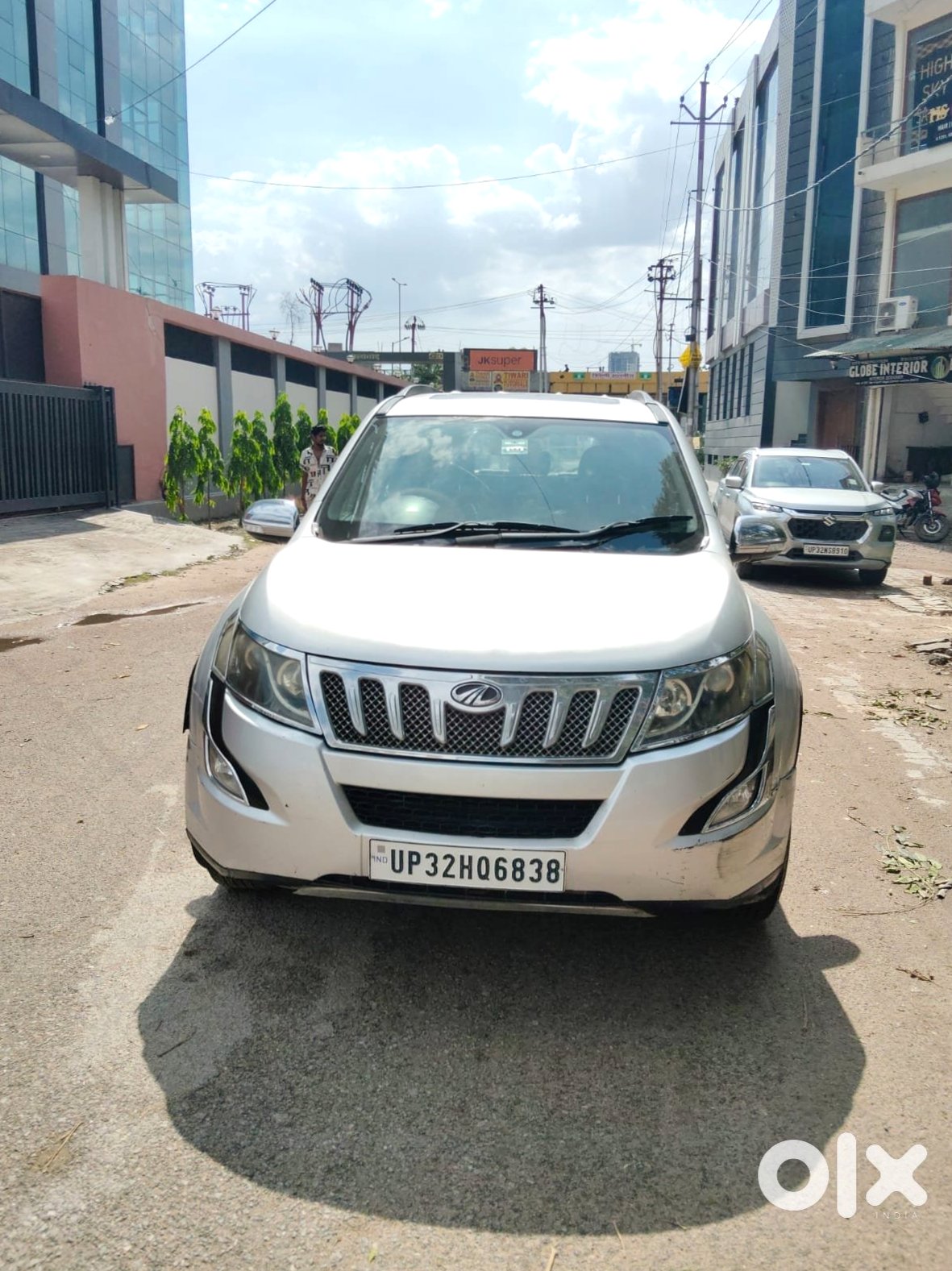 Urgent - 2020 Mahindra Xuv500 Petrol