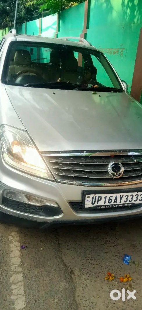 Mahindra Rexton 2013 Petrol Automatic
