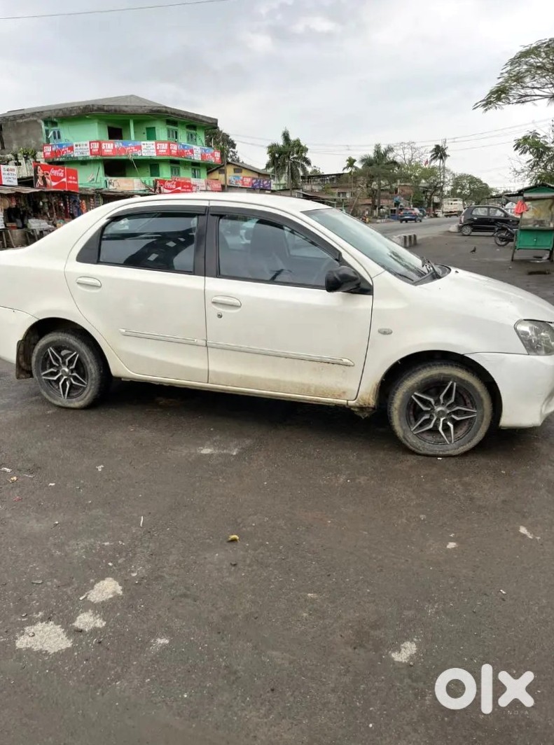 Toyota Etios 2015 Petrol