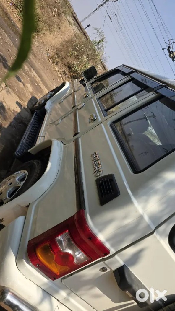 Mahindra Bolero Petrol 2017