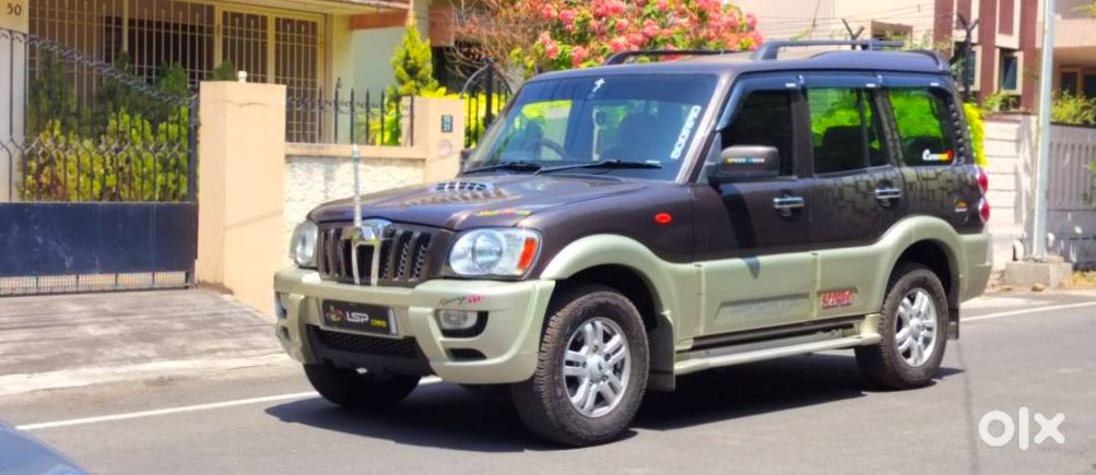 2024 Mahindra Scorpio - Automatic Petrol