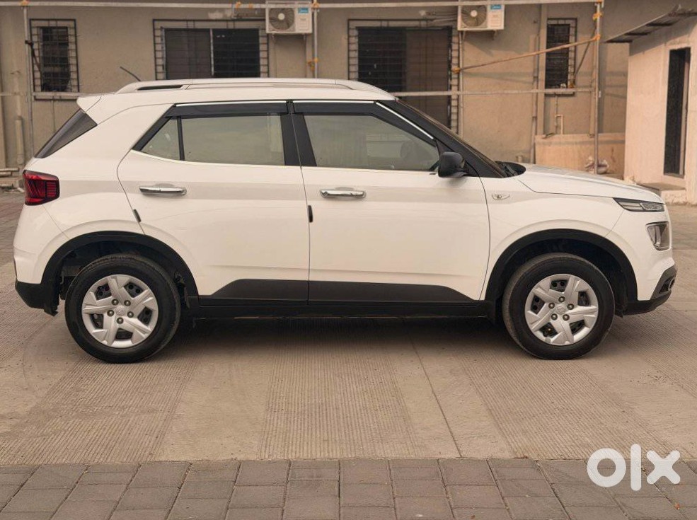 Hyundai Venue Diesel - Office Use Only