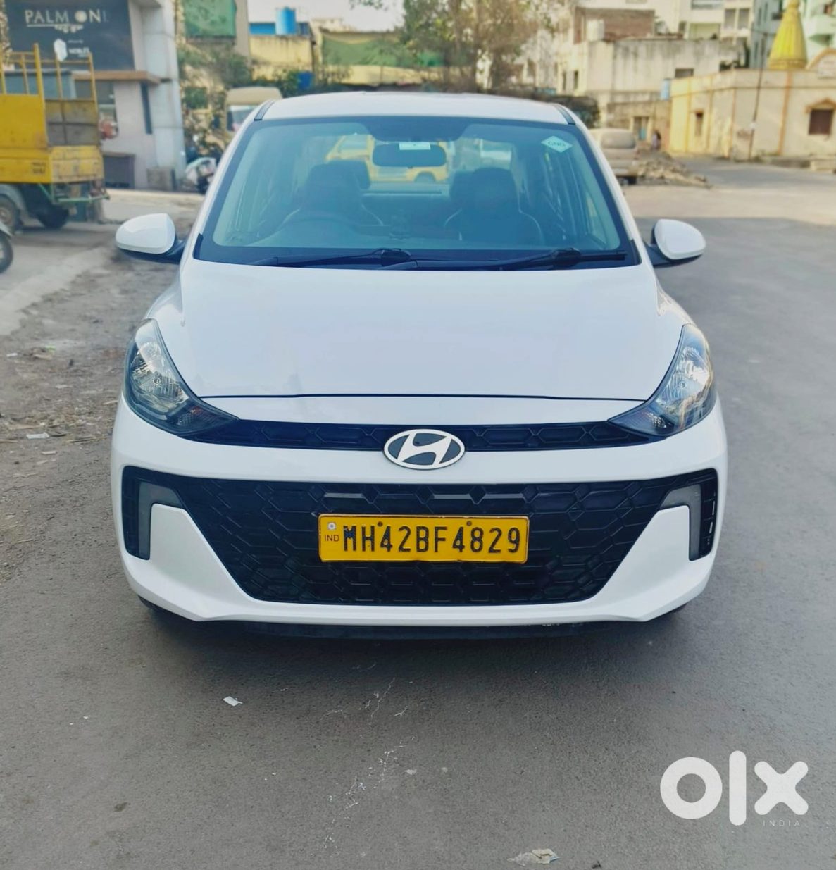 Hyundai Aura Cng Barely Driven