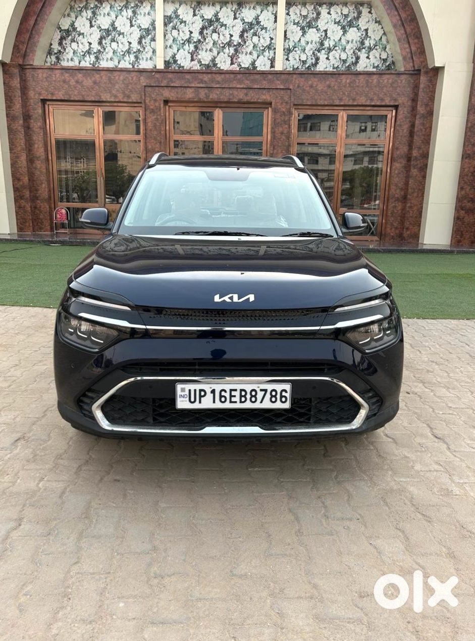 Kia Carens 2022 - 7 Seater Family Car