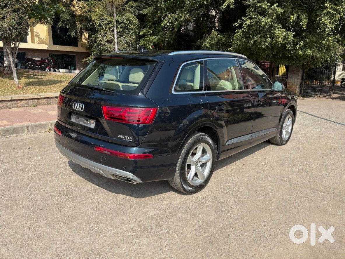 Urgent Sale - Audi Q7 2020