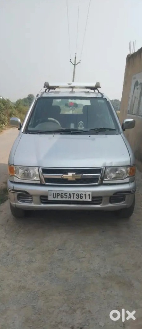 Chevrolet Tavera 2015 Petrol Manual