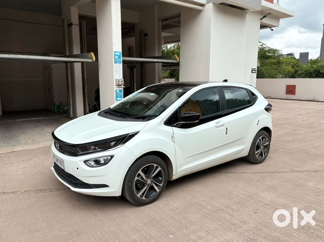Tata Altroz 2023 Automatic Petrol
