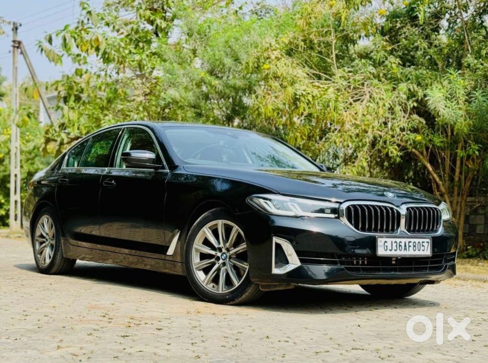 2023 Bmw 5 Series - Luxury Sedan