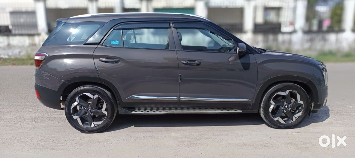 2025 Hyundai Alcazar - Family Car