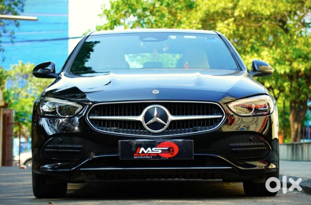 Urgent Sale - Mercedes C-class 2013