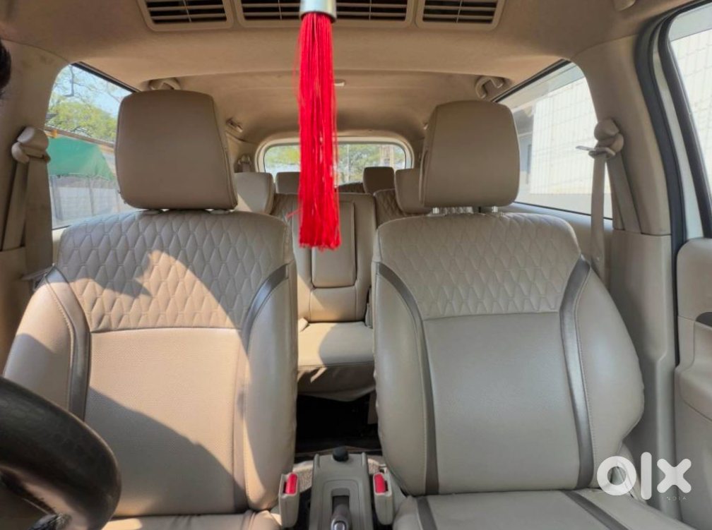 Maruti Ertiga 7-seater Family Car