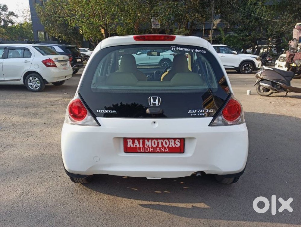Honda Brio 2015