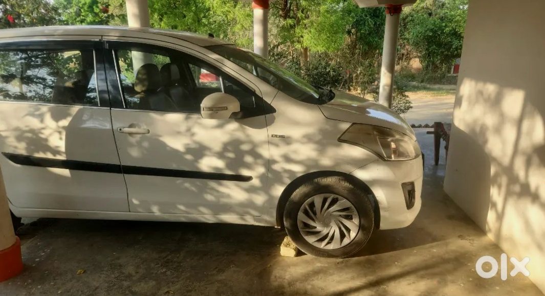 Maruti Suzuki Ertiga 2012