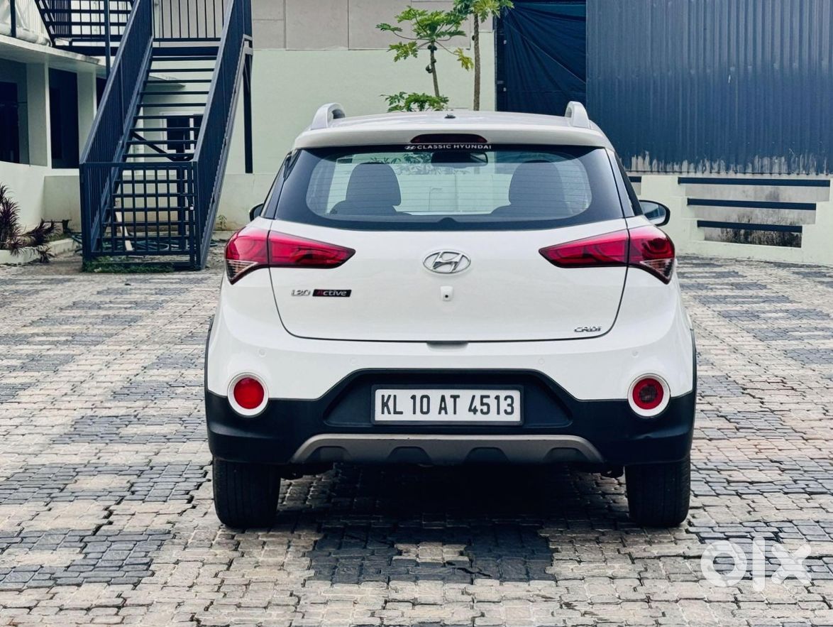 Hyundai I20 Active 2016 | Shifting Abroad