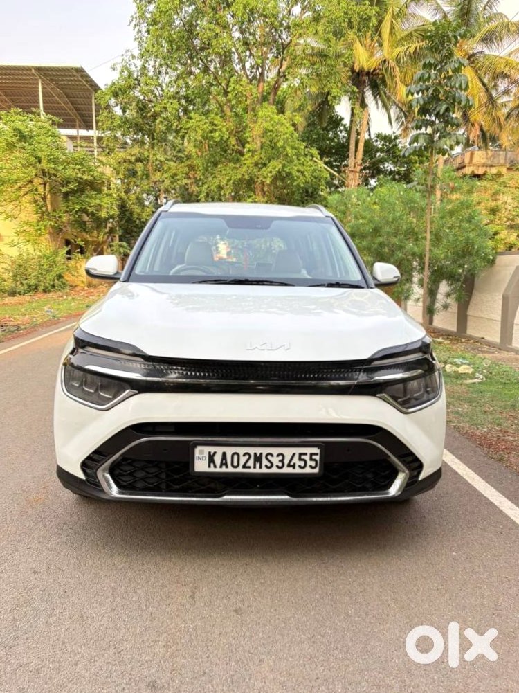 2021 Kia Carens | 46k Km | Petrol Manual