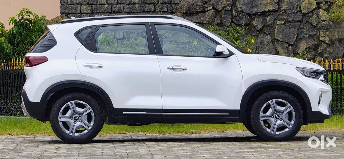 Kia Sonet 2021 Petrol Manual Single Owner