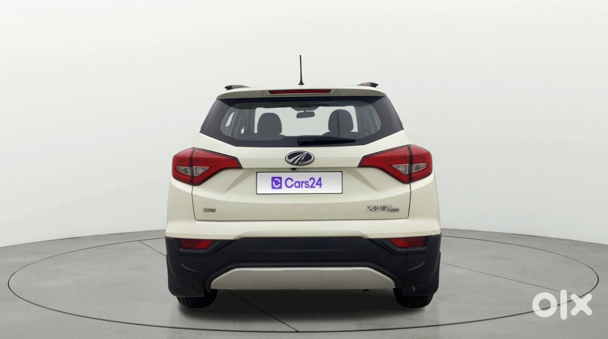 2023 Mahindra Xuv300 Petrol Manual