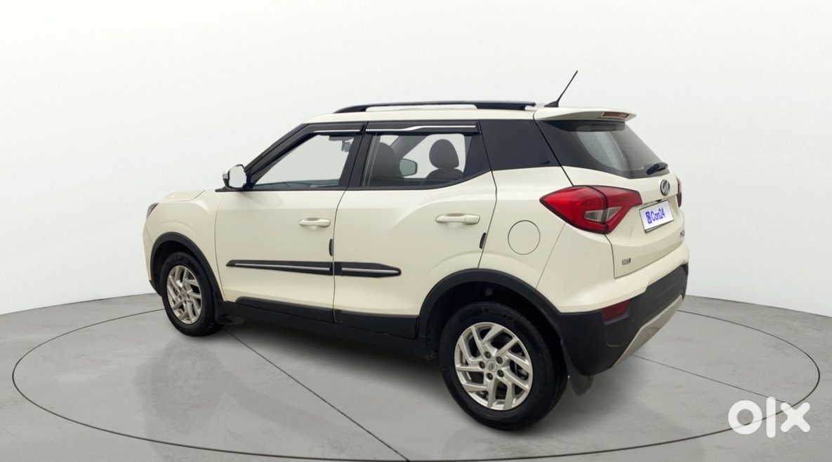 2023 Mahindra Xuv300 Petrol Manual