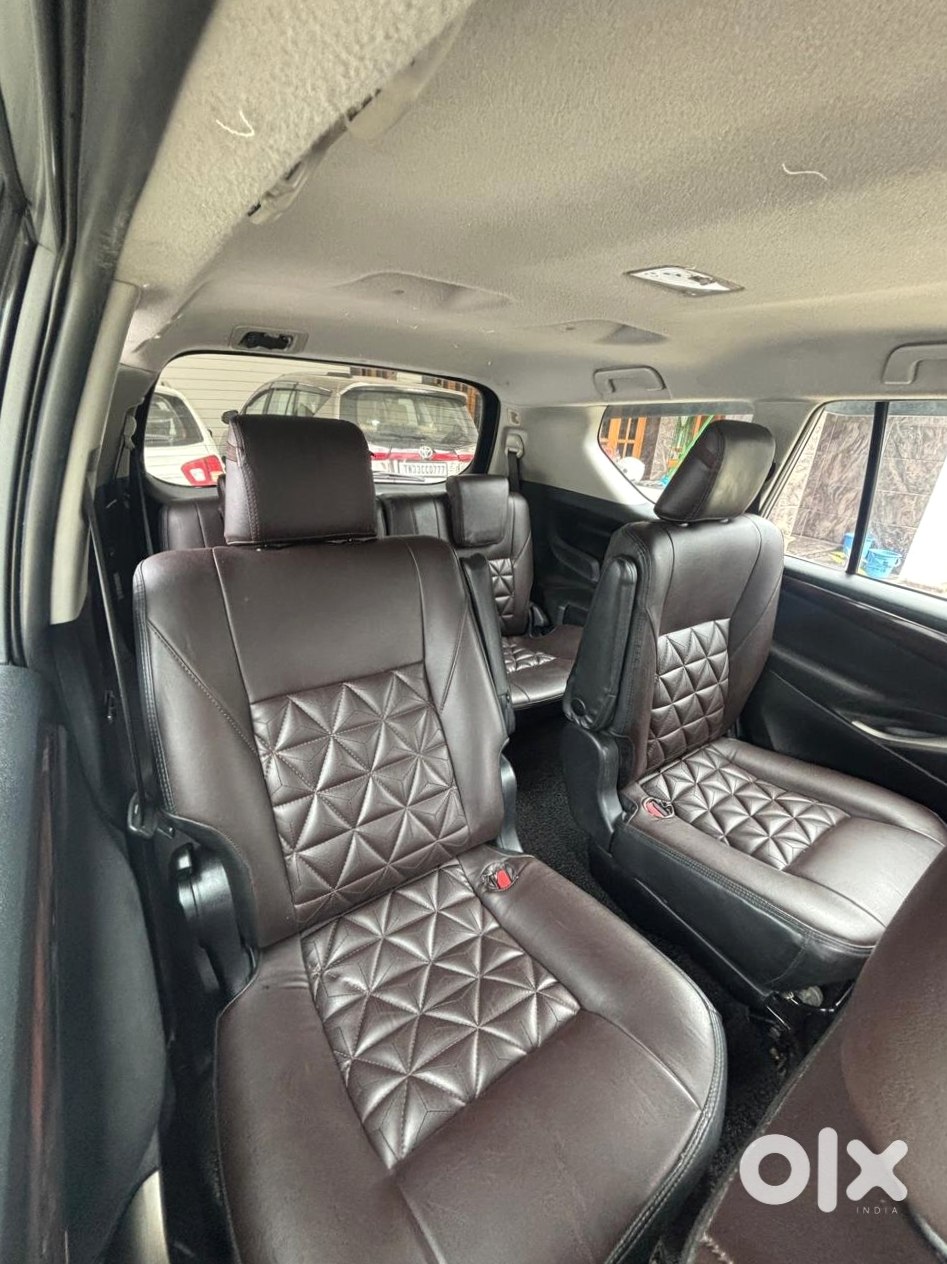 Toyota Innova Crysta 2015 Petrol Manual