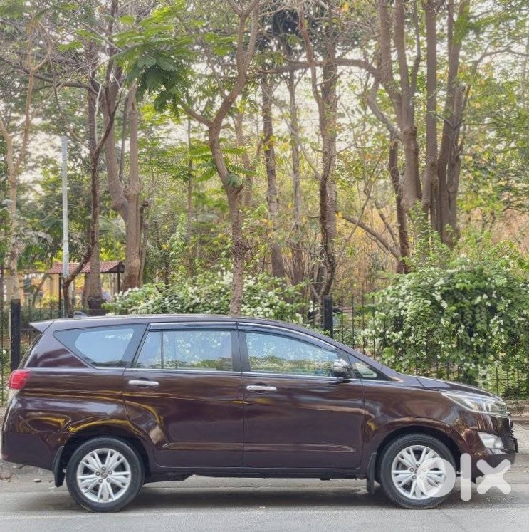 Toyota Innova Crysta 2022