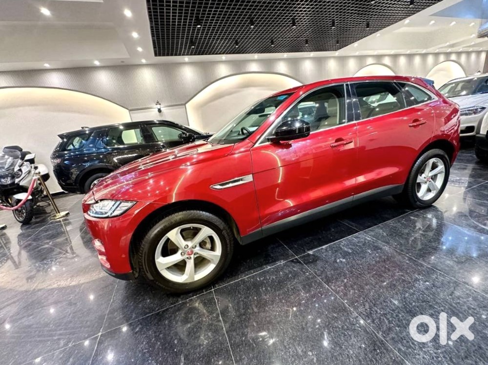 2019 Jaguar F-pace | Low Mileage