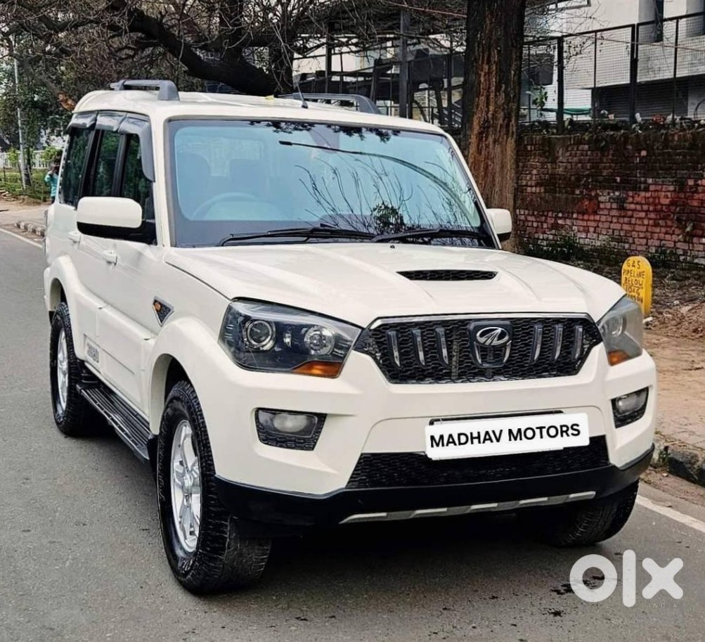 Mahindra Scorpio 2012 Petrol - Shifting City