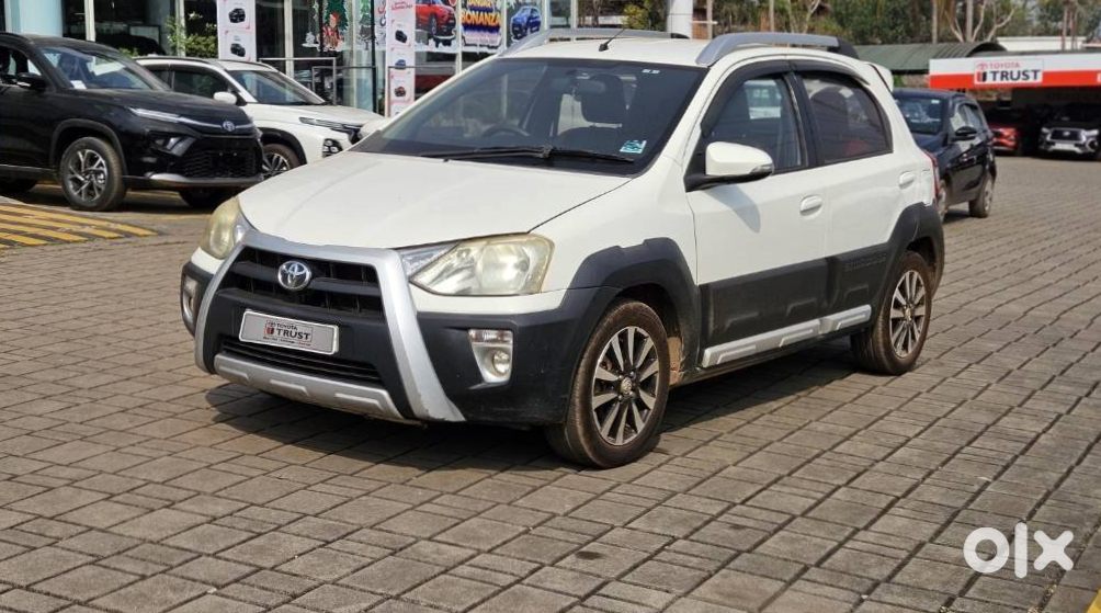 2016 Toyota Etios Cross - Accident Free