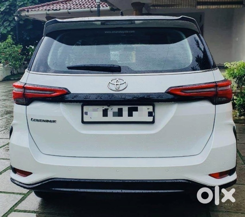Toyota Fortuner Legender 2022 Cng