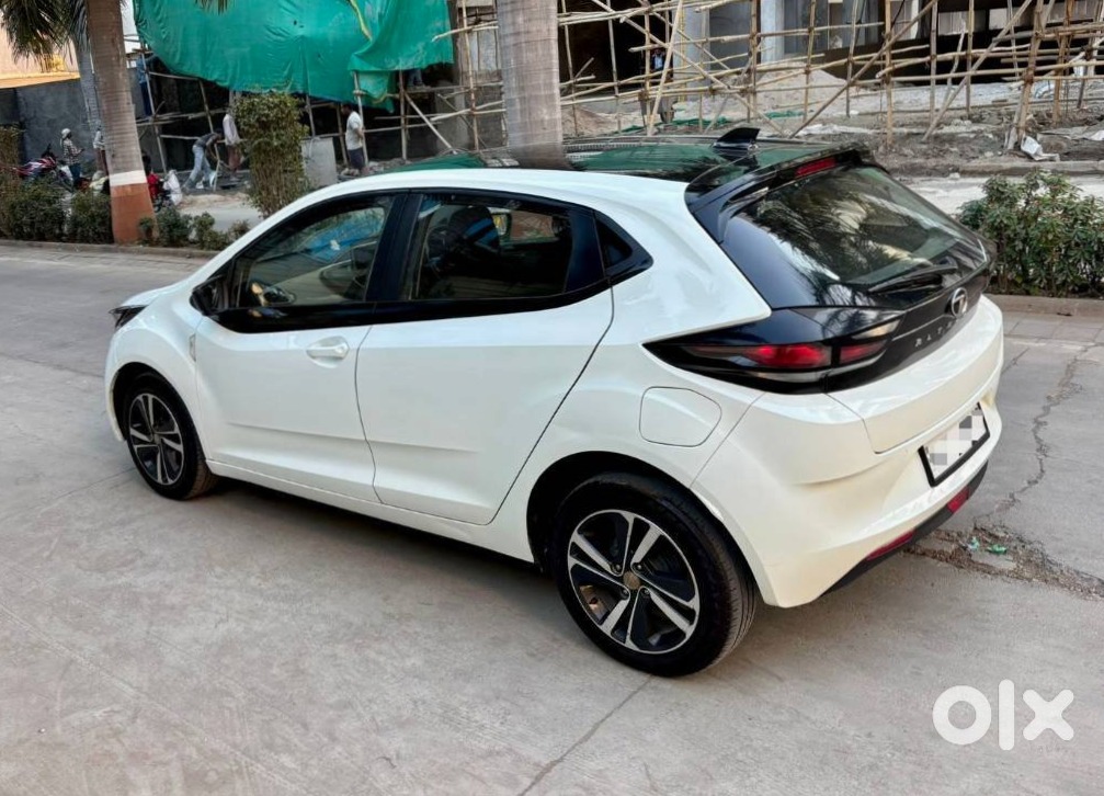 Selling Asap - 2023 Tata Altroz Cng