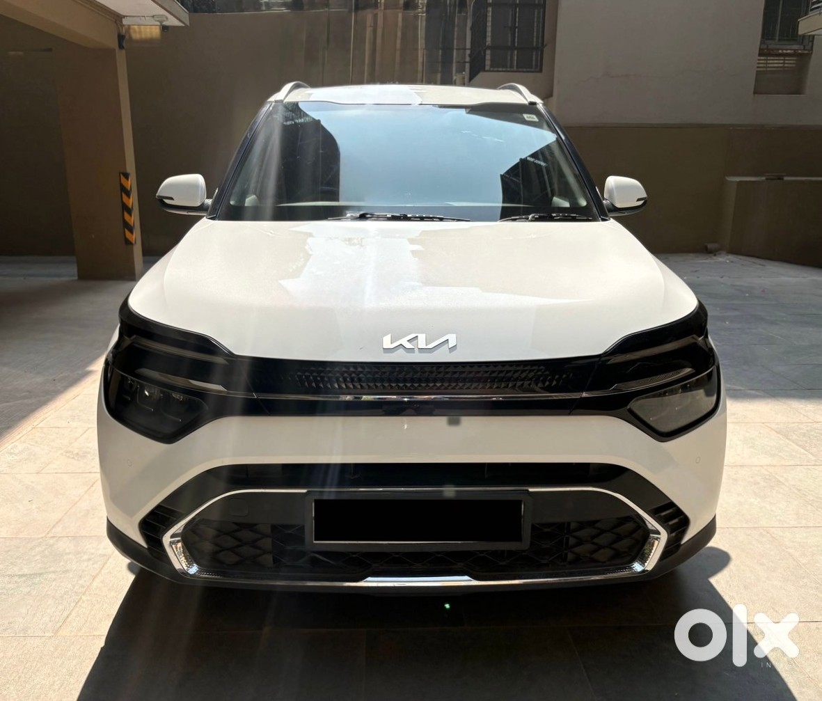 Kia Carens 2025 - Barely Used