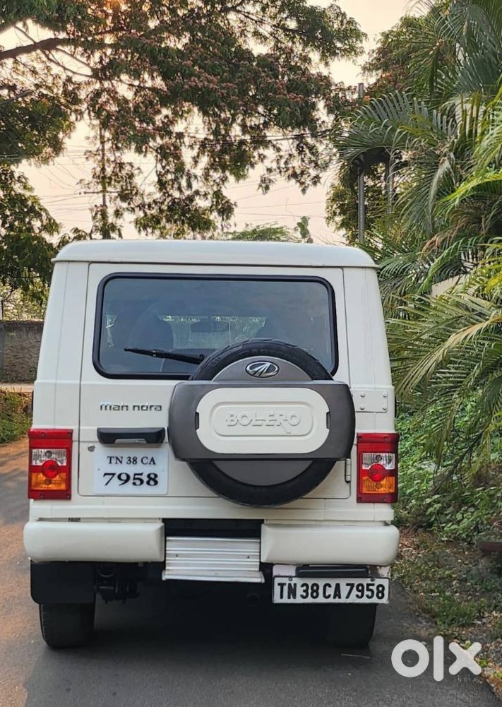 2013 Mahindra Bolero - Diesel Manual