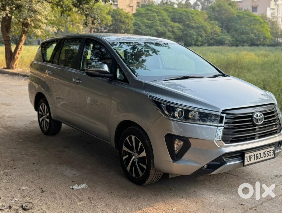 Toyota Innova Crysta Cng 2020