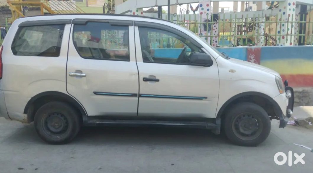 Mahindra Xylo 2013 Petrol Manual