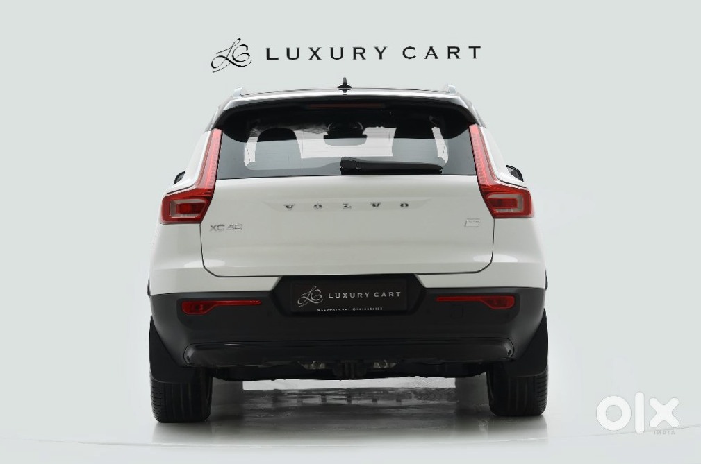 Volvo Ex40 2024 - Practically New