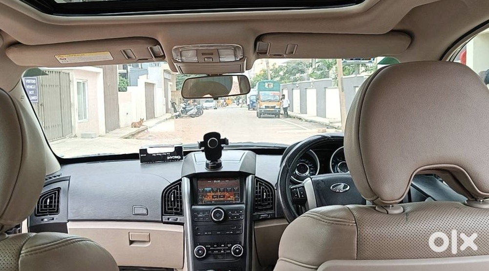 Mahindra Xuv500 2017 - Family Suv