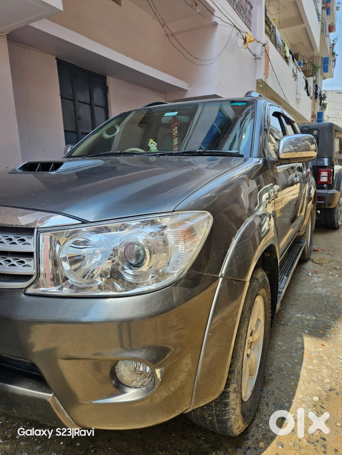 2025 Toyota Fortuner - Petrol Manual