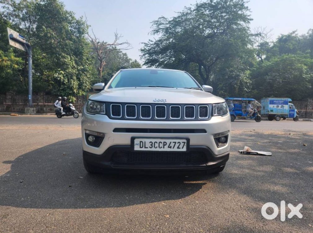 Jeep Compass Cng Gaadi Urgent Bechni Hai