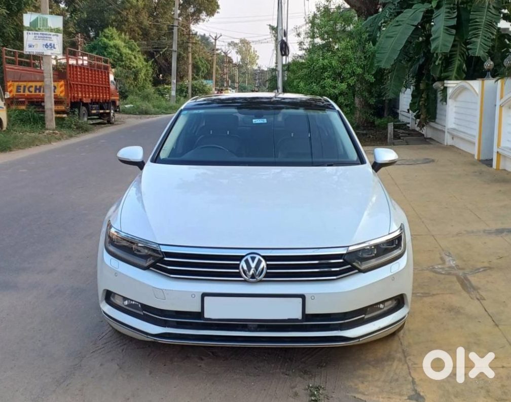 2015 Volkswagen Passat - Petrol Manual