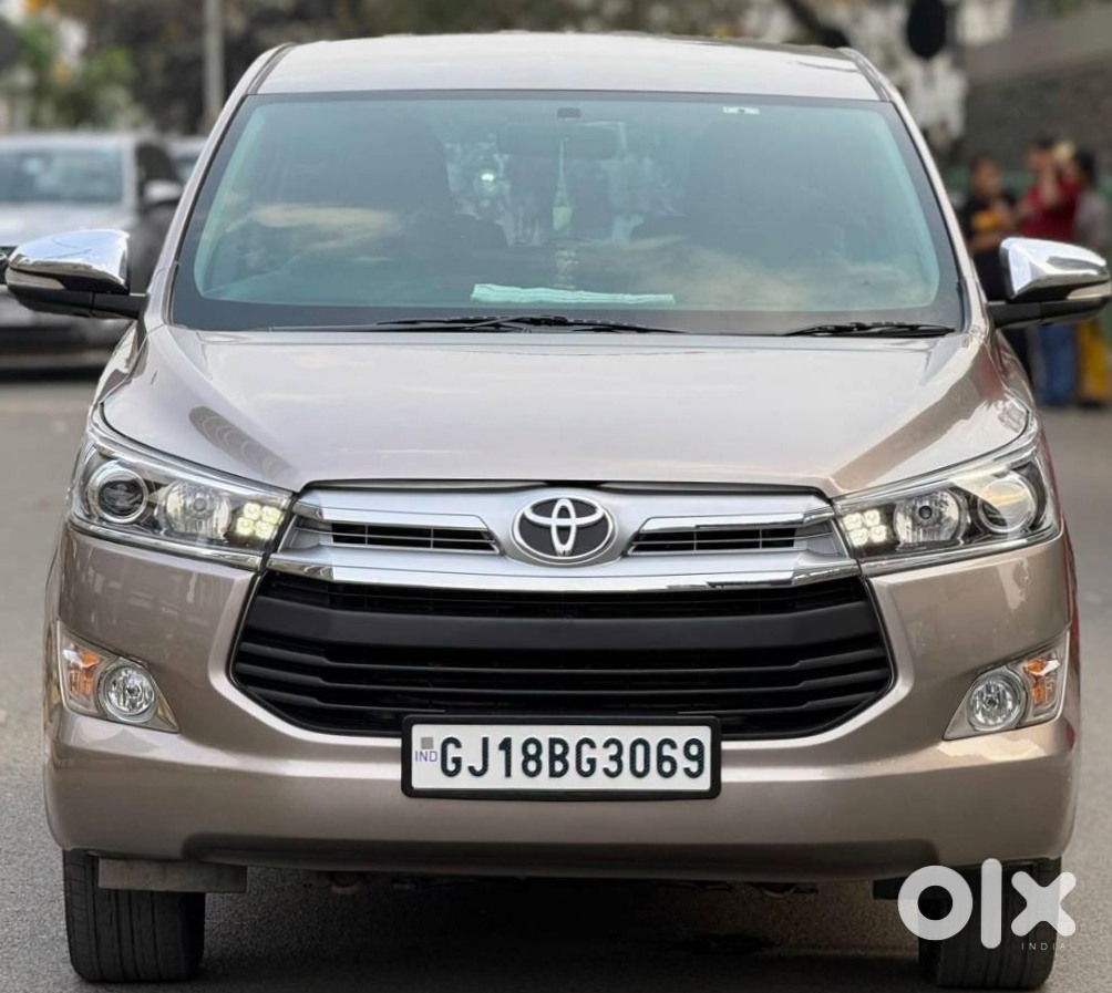Toyota Innova Crysta 2019 - Family Car