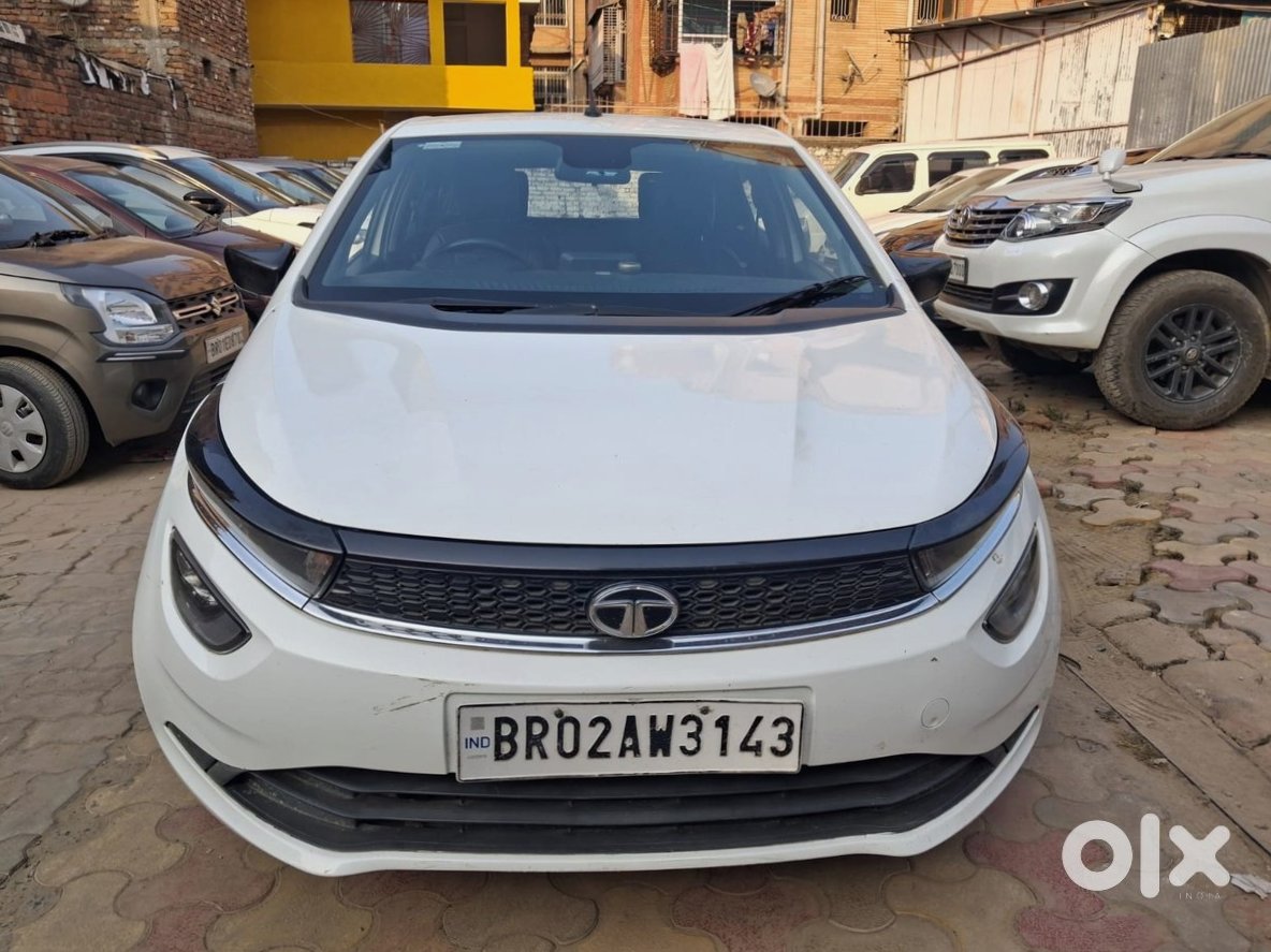 Tata Altroz 2022 Petrol Manual - Urgent Sale