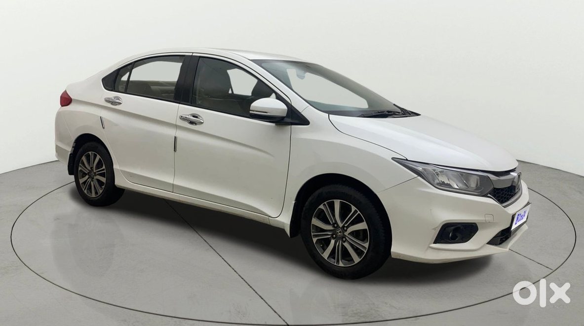 Urgent!! Honda City 2013 - Family Car