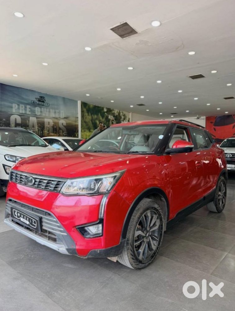 2023 Mahindra Xuv300 | Single Owner | Like New