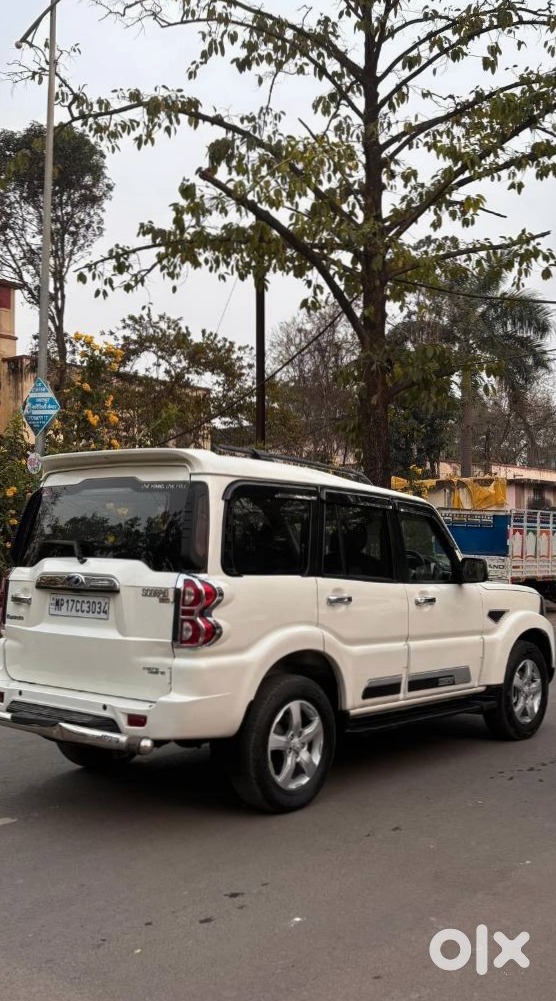 Car For Sale 2016 Mahindra Scorpio