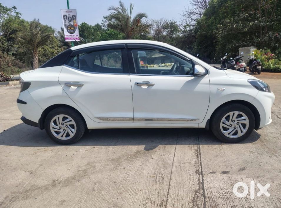 2023 Hyundai Aura Petrol Manual